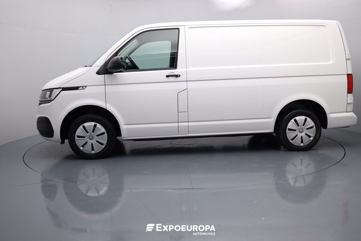 volkswagen-transporter-2022-diesel-1968cc