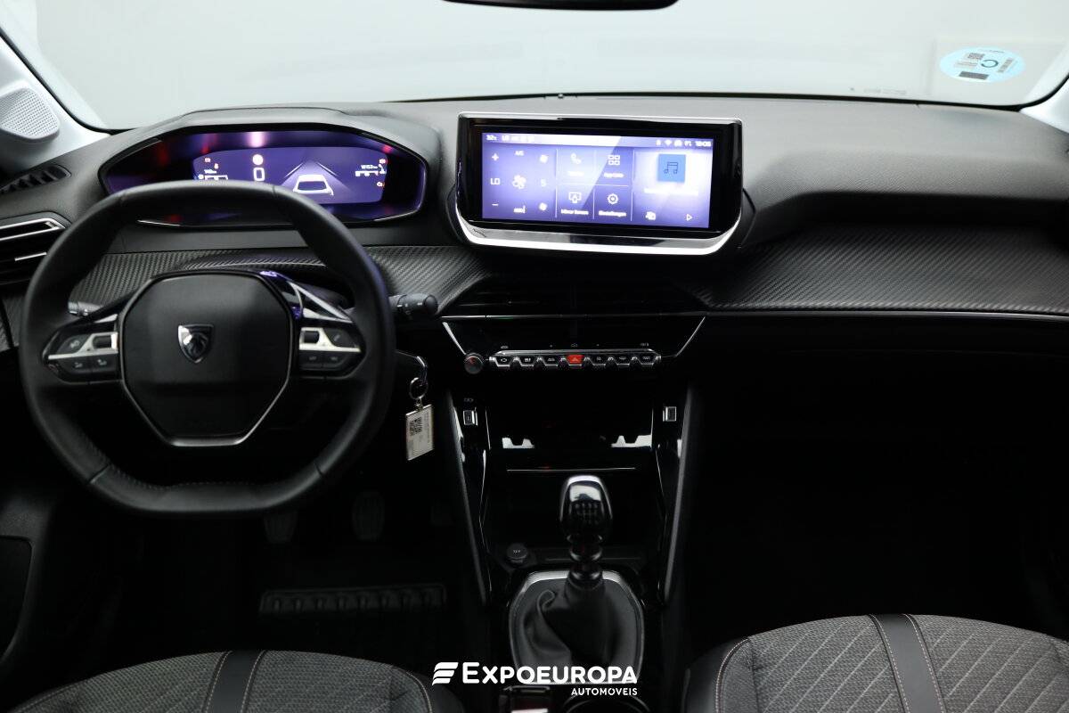 peugeot-208-2025-gasolina-1199cc