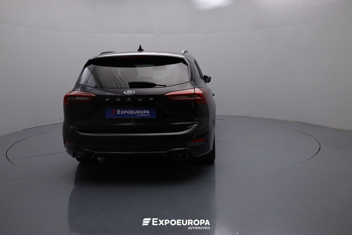 ford-focus-2024-hibrido-a-gasolina-998cc