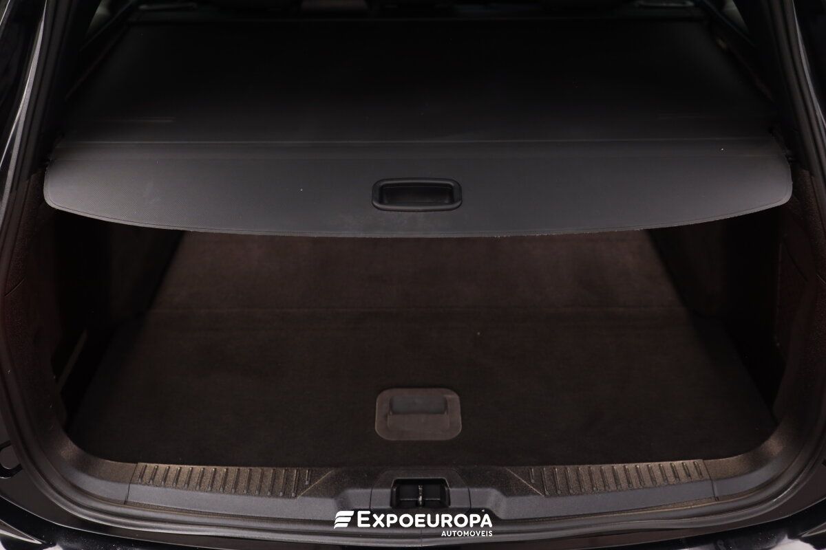 ford-focus-2024-hibrido-a-gasolina-998cc