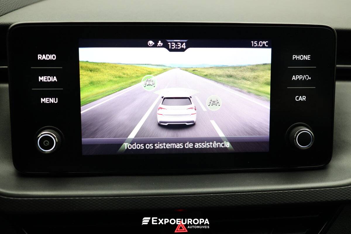 skoda-kamiq-2023-gasolina-999cc