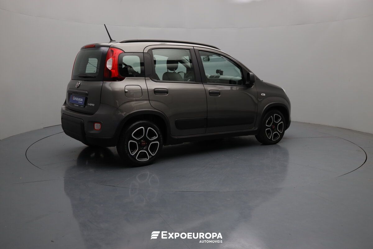 fiat-panda-2022-hibrido-a-gasolina-999cc