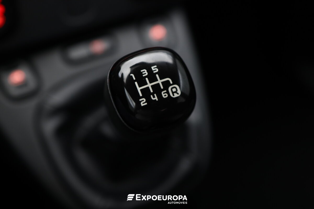 fiat-panda-2022-hibrido-a-gasolina-999cc