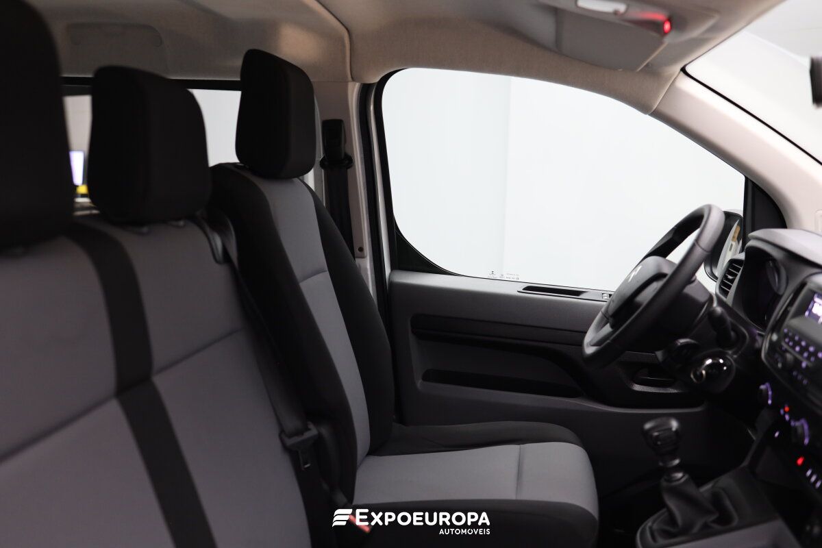 citroen-jumpy-2020-diesel-1499cc