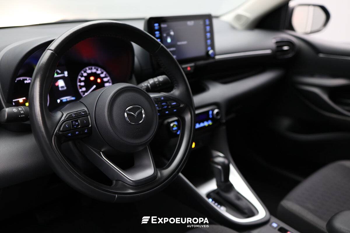 mazda-2-2022-hibrido-a-gasolina-1490cc