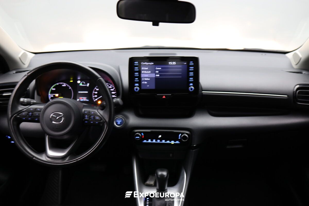 mazda-2-2022-hibrido-a-gasolina-1490cc