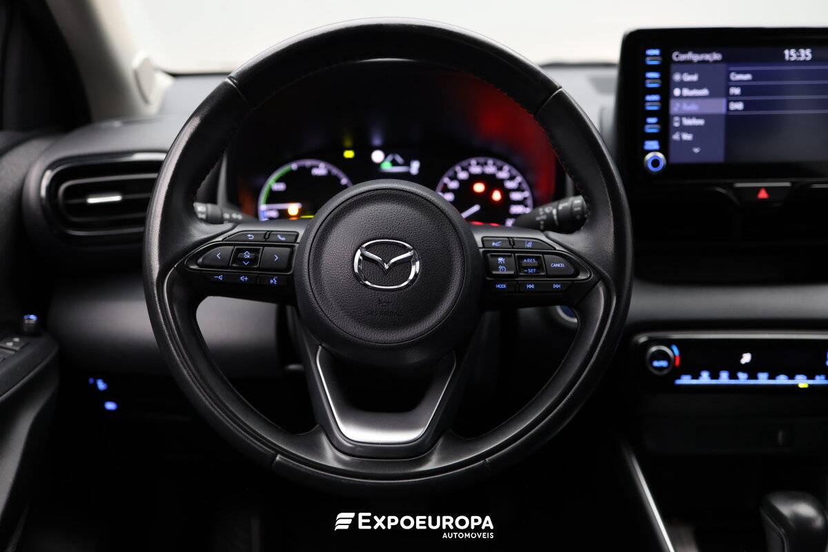 mazda-2-2022-hibrido-a-gasolina-1490cc