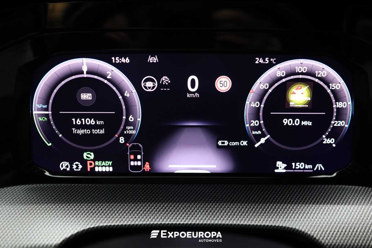 volkswagen-golf-2025-hibrido-a-gasolina-1498cc