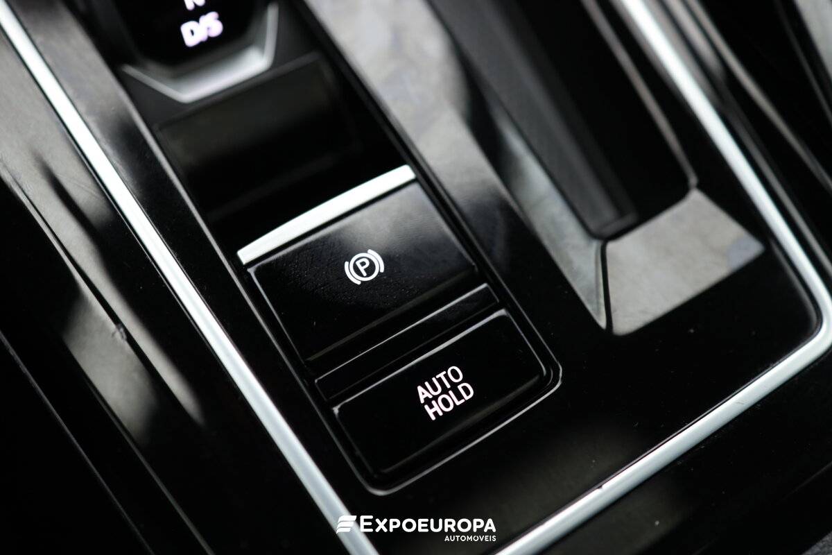 volkswagen-golf-2025-hibrido-a-gasolina-1498cc
