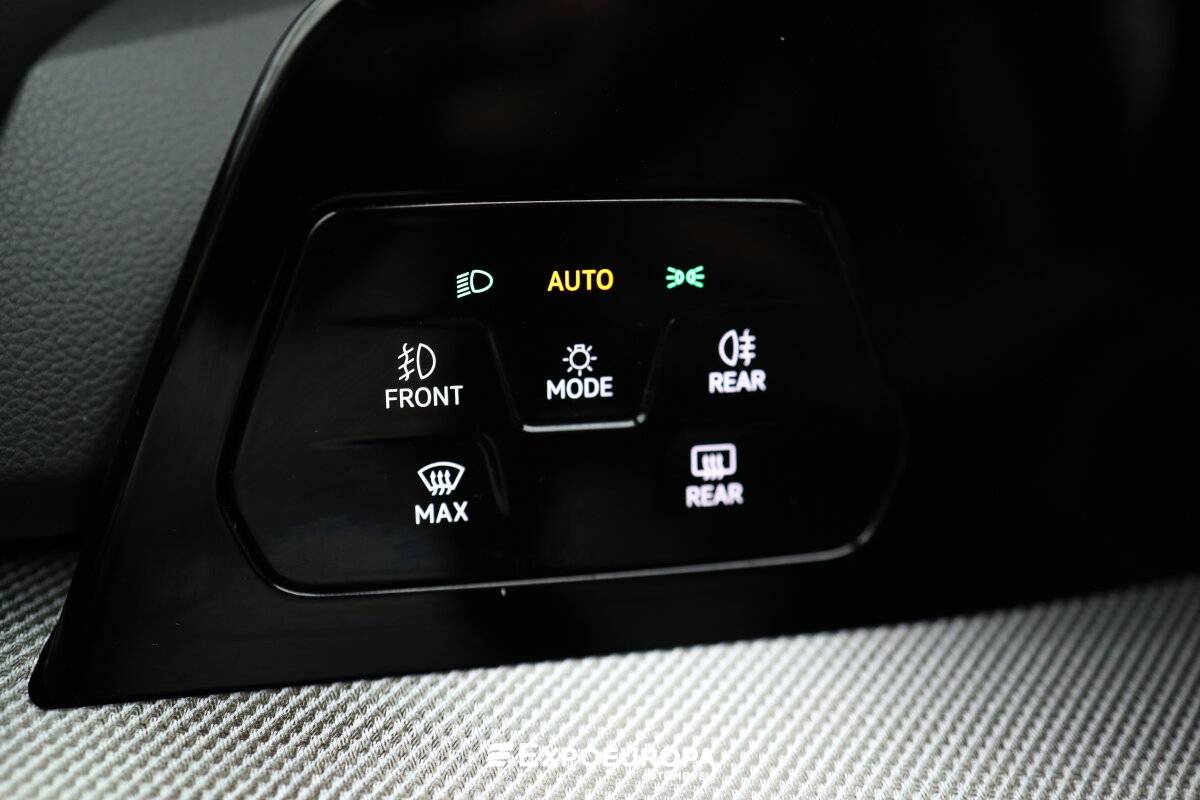 volkswagen-golf-2025-hibrido-a-gasolina-1498cc