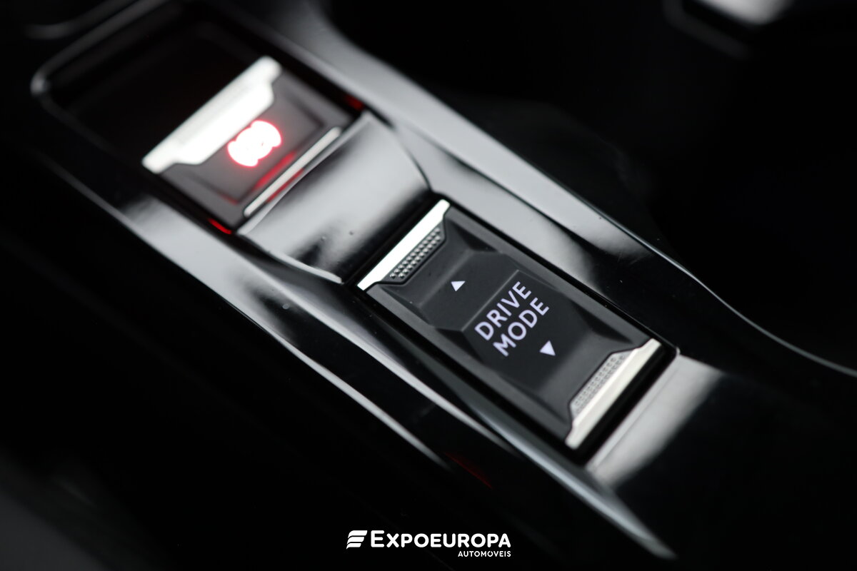 peugeot-2008-2025-eletrico-1cc