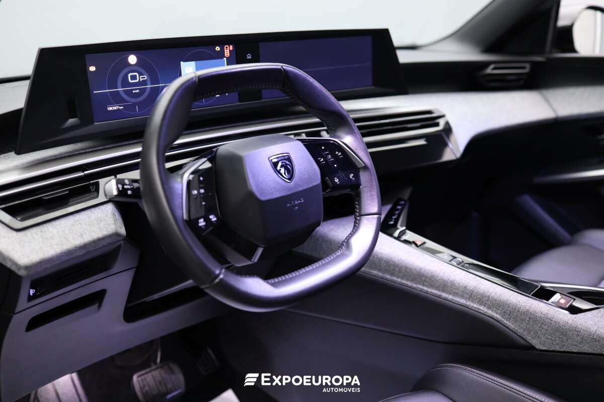 peugeot-5008-2025-hibrido-a-gasolina-1199cc