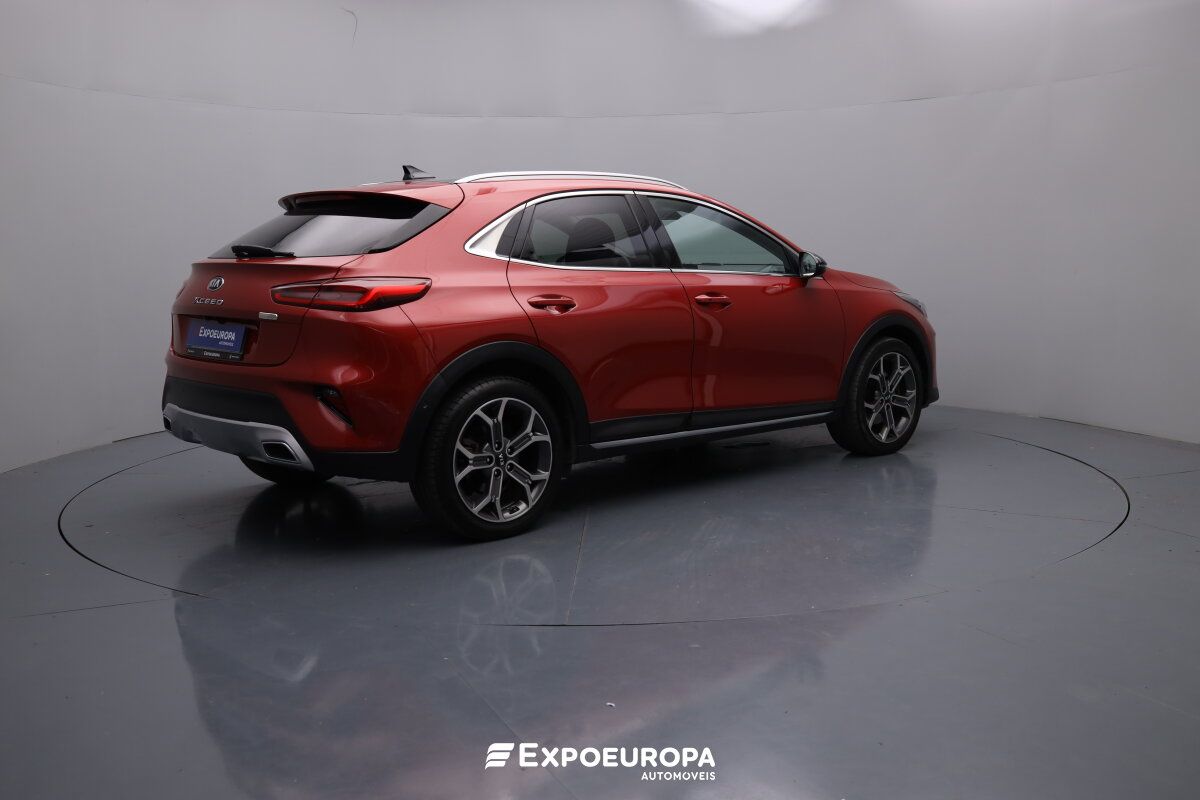 kia-xceed-2021-hibrido-a-gasolina-1580cc
