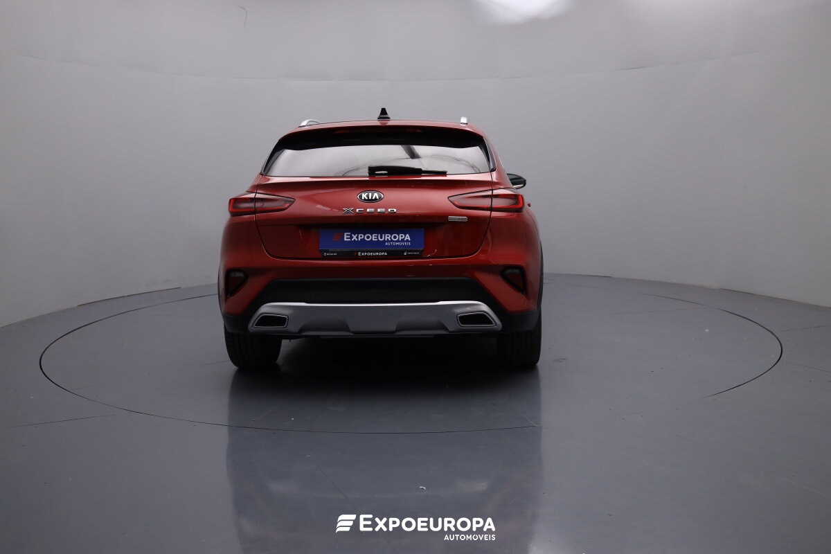 kia-xceed-2021-hibrido-a-gasolina-1580cc