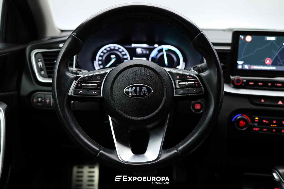 kia-xceed-2021-hibrido-a-gasolina-1580cc