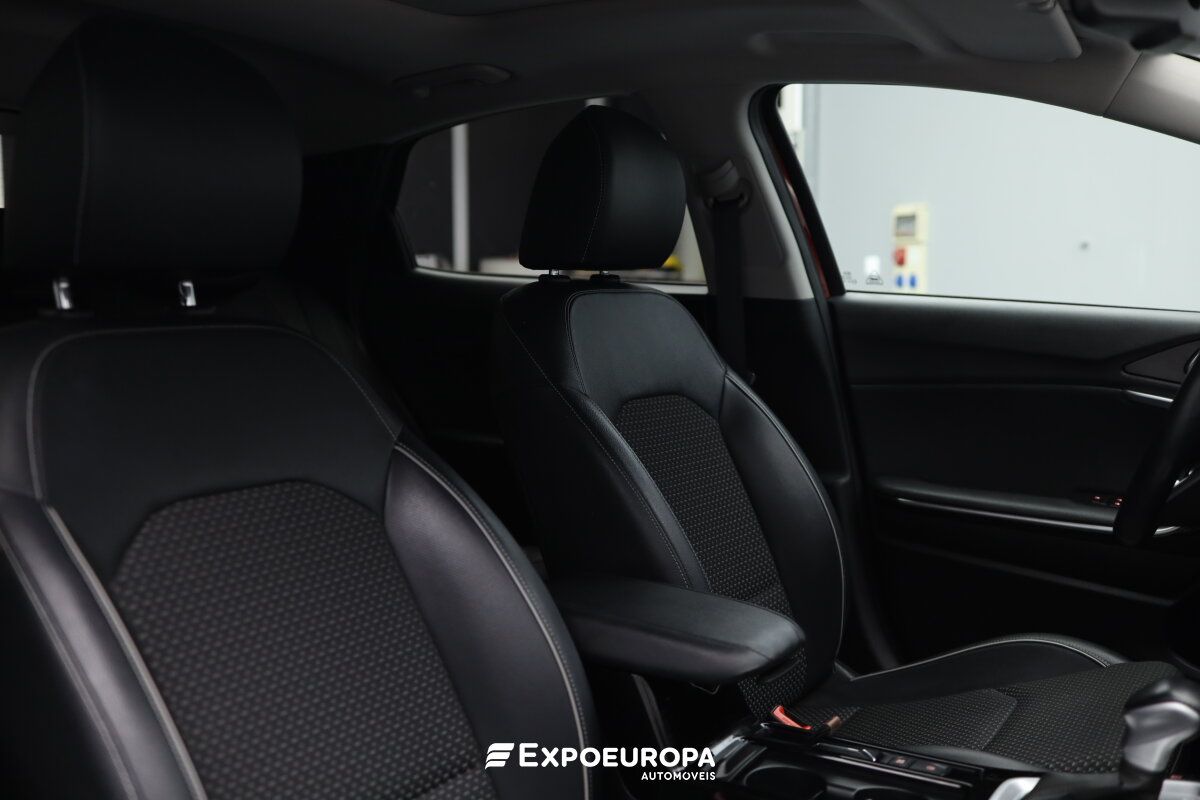 kia-xceed-2021-hibrido-a-gasolina-1580cc