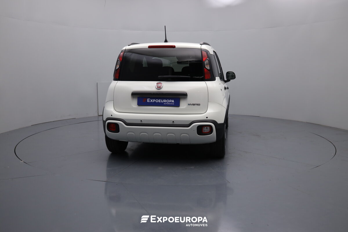 fiat-panda-2025-hibrido-a-gasolina-999cc