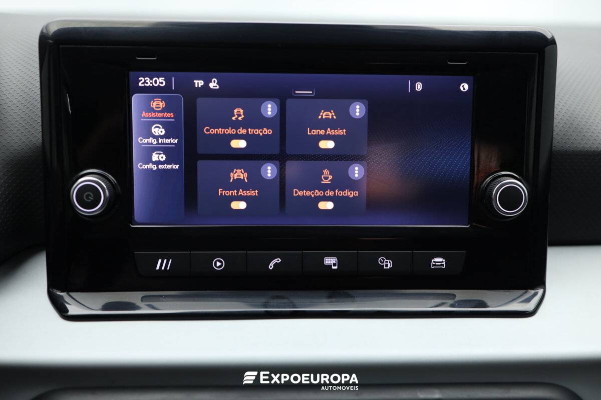 seat-arona-2023-gasolina-999cc