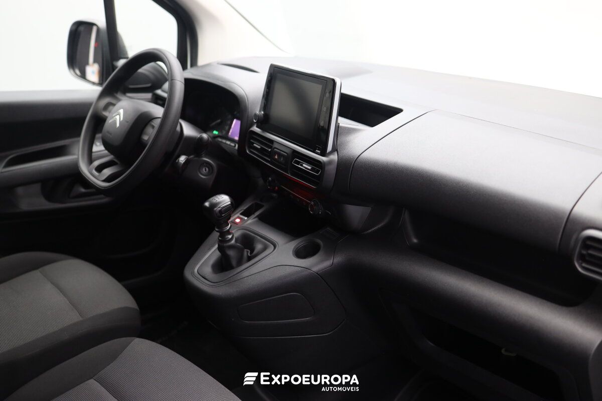 citroen-berlingo-2024-diesel-1499cc