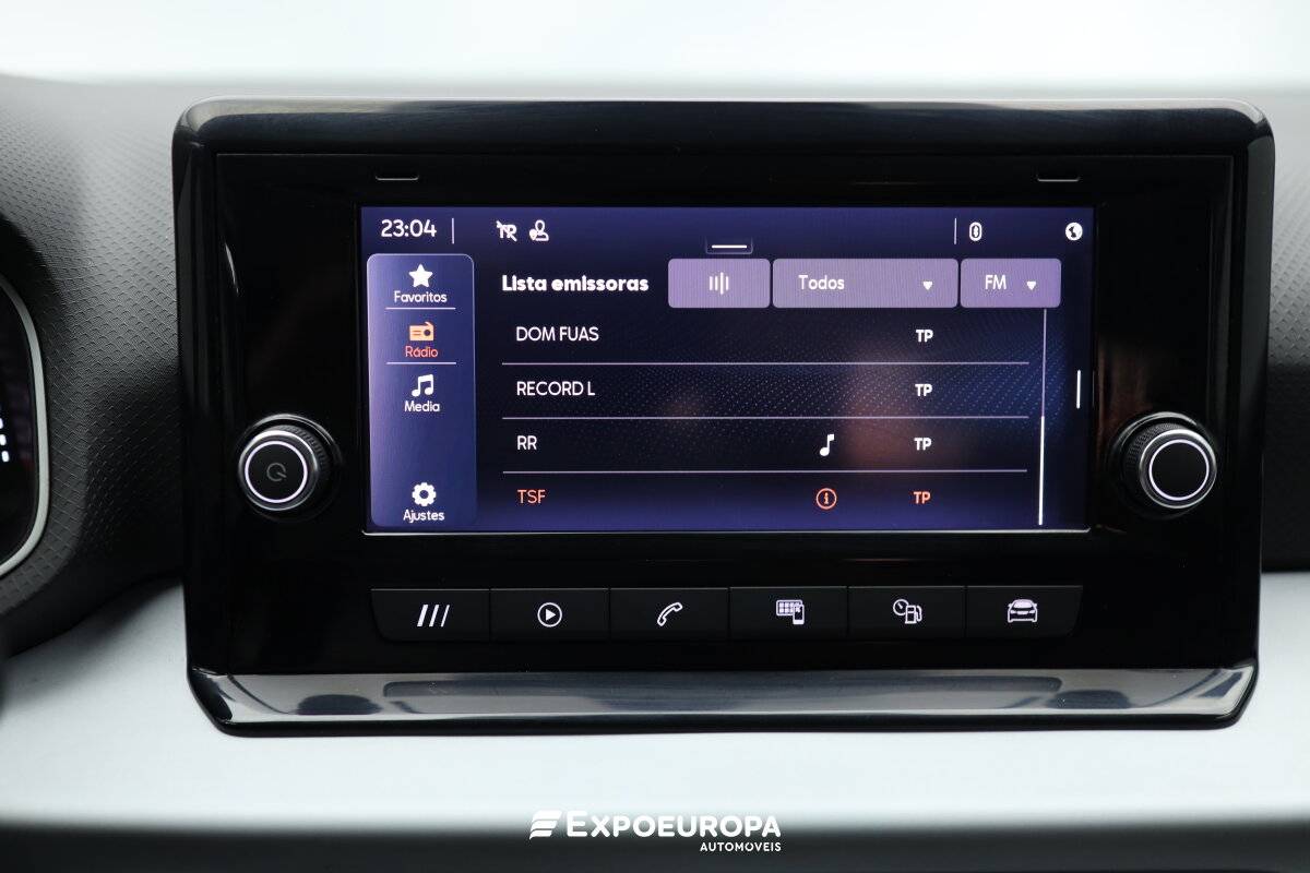 seat-arona-2023-gasolina-999cc