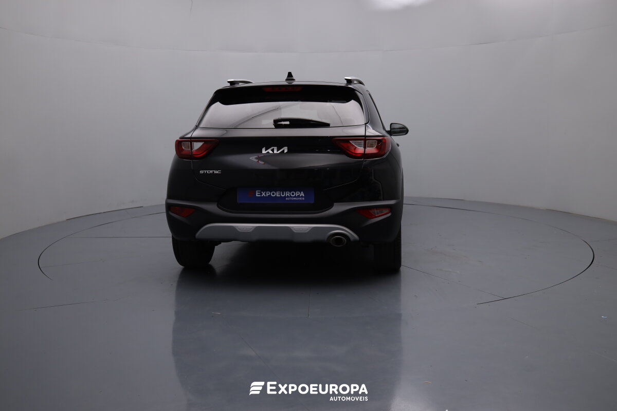 kia-stonic-2024-gasolina-1197cc