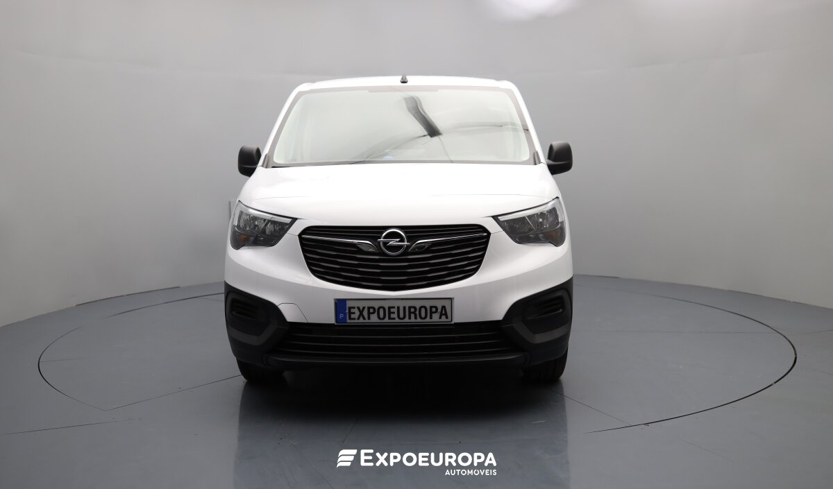 opel-combo-2022-diesel-1499cc