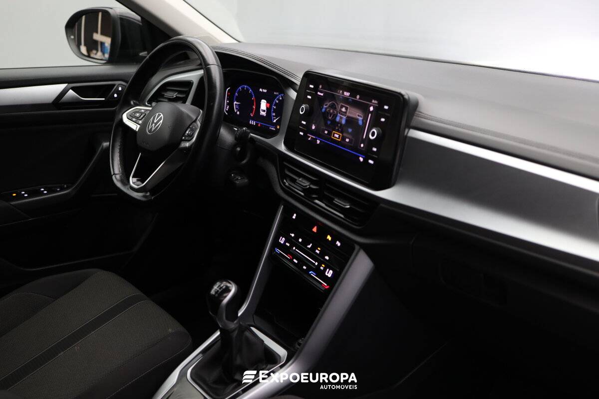 volkswagen-t-roc-2023-gasolina-999cc