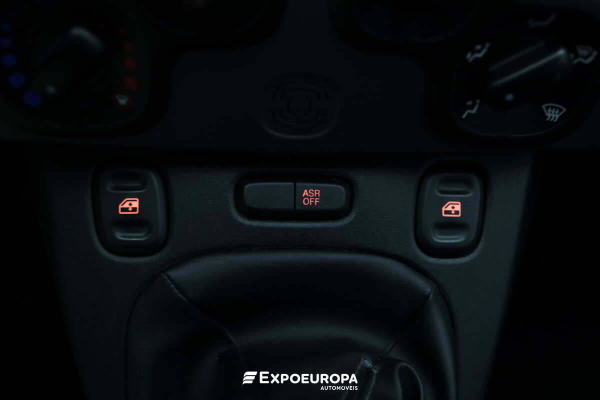 fiat-panda-2023-hibrido-a-gasolina-999cc