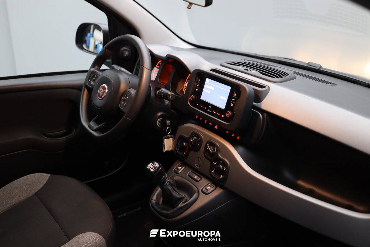 fiat-panda-2023-hibrido-a-gasolina-999cc