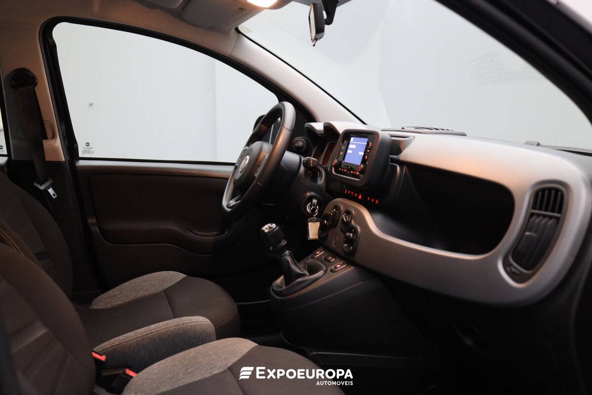 fiat-panda-2023-hibrido-a-gasolina-999cc