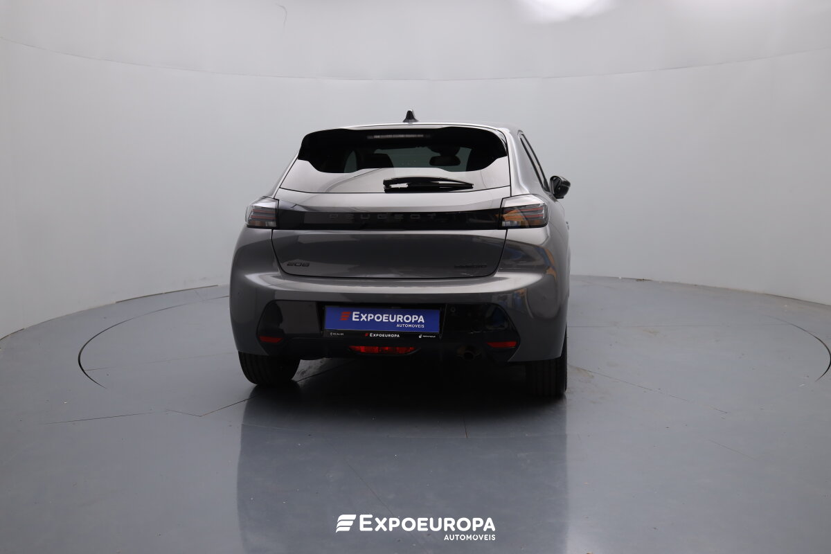 peugeot-208-2025-hibrido-a-gasolina-1199cc