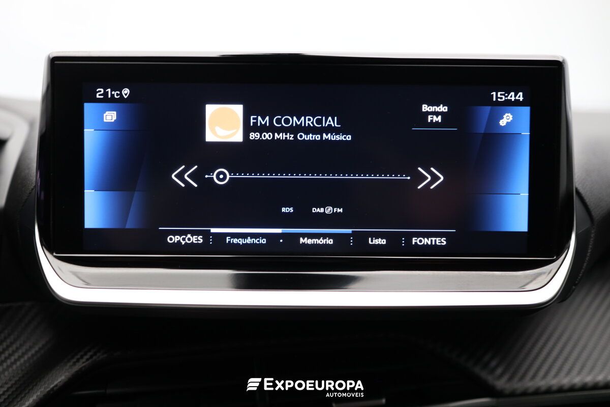 peugeot-208-2025-hibrido-a-gasolina-1199cc