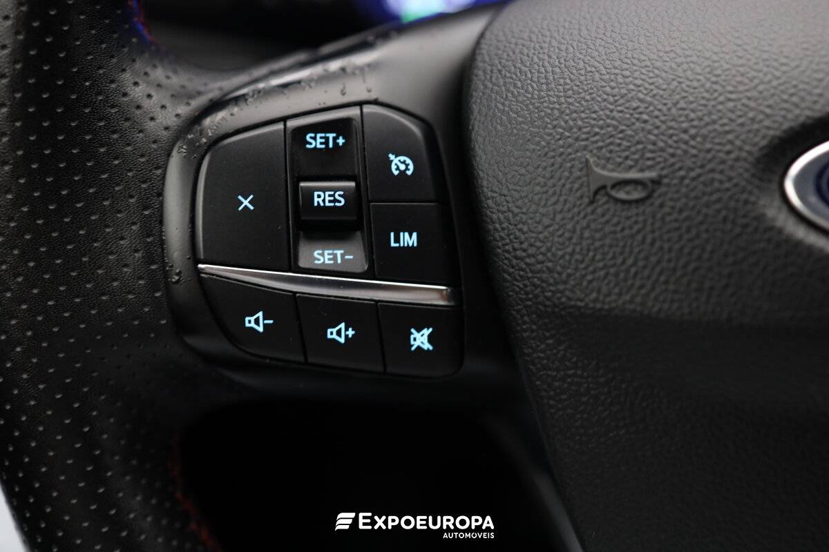 ford-kuga-2022-gasolina-1496cc