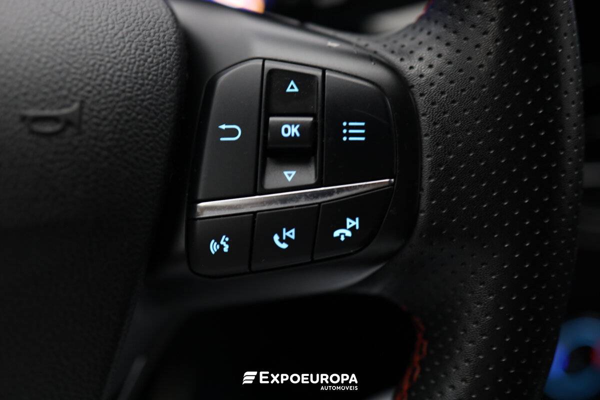 ford-kuga-2022-gasolina-1496cc