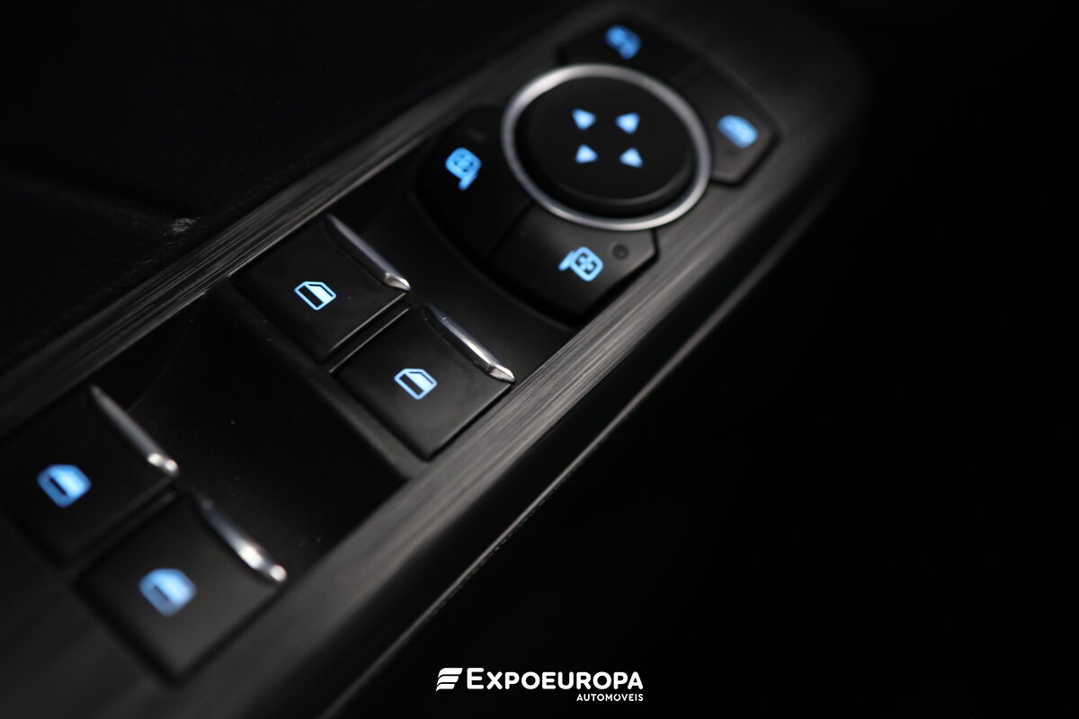 ford-kuga-2022-gasolina-1496cc