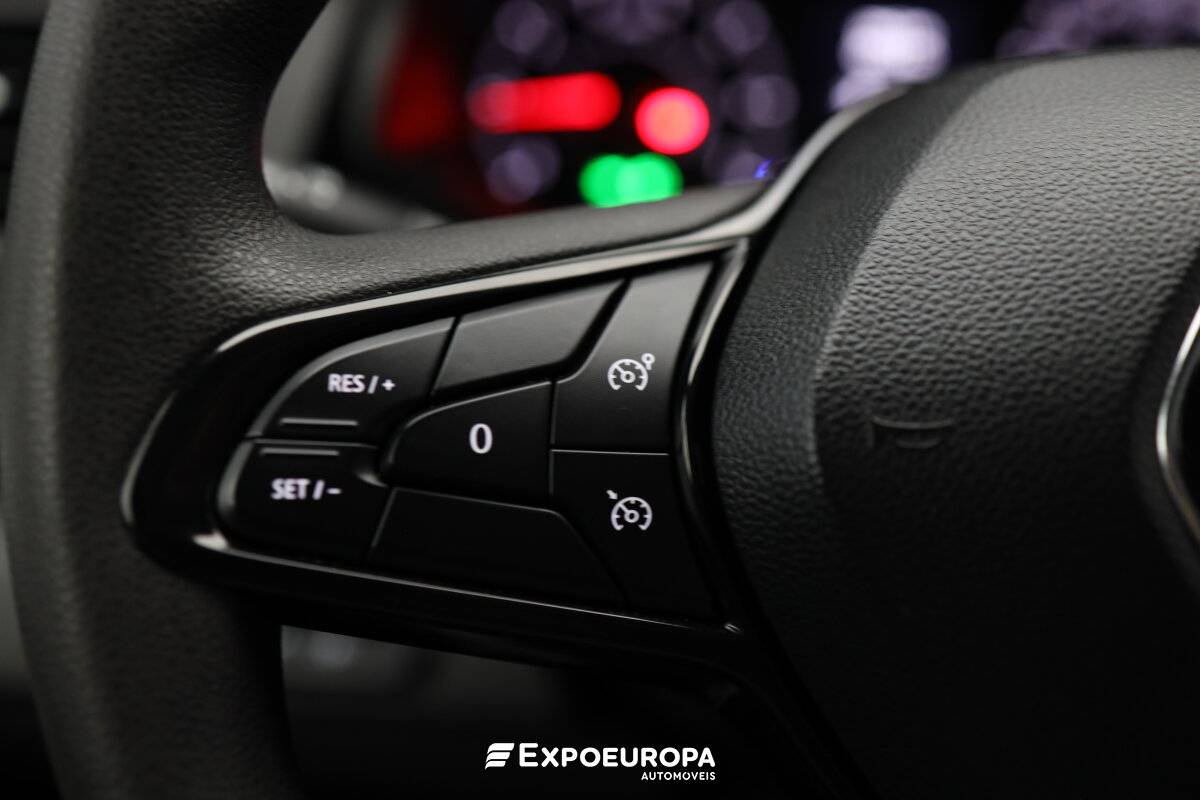 renault-trafic-2023-diesel-1997cc