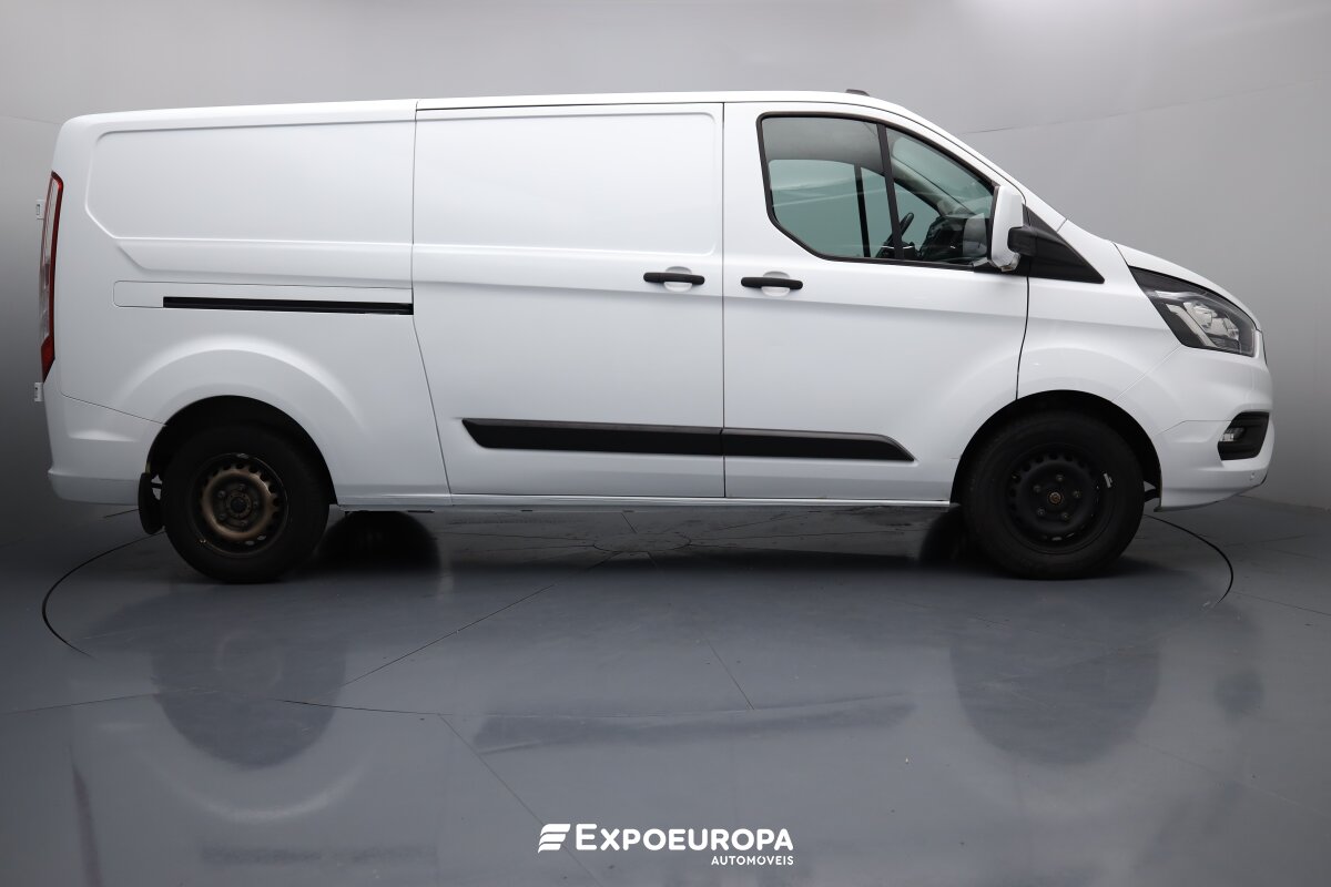 ford-transit-2023-diesel-1995cc