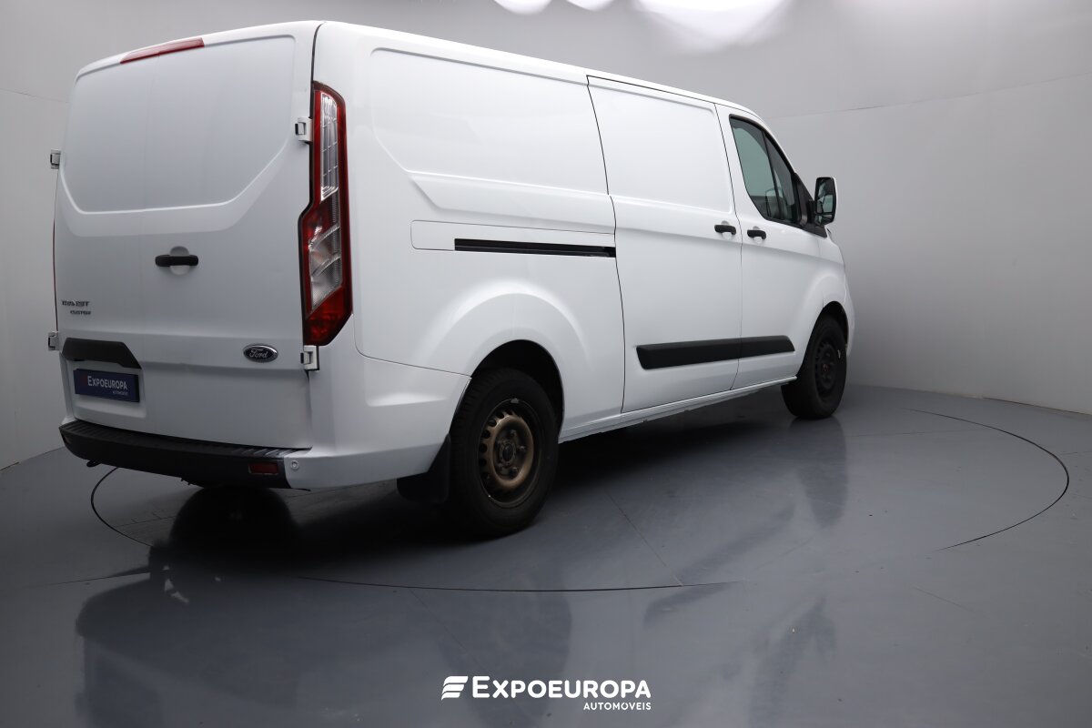 ford-transit-2023-diesel-1995cc