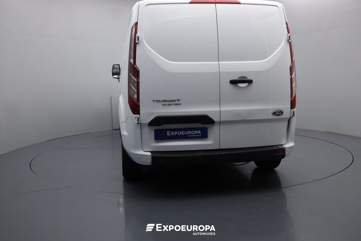 ford-transit-2023-diesel-1995cc