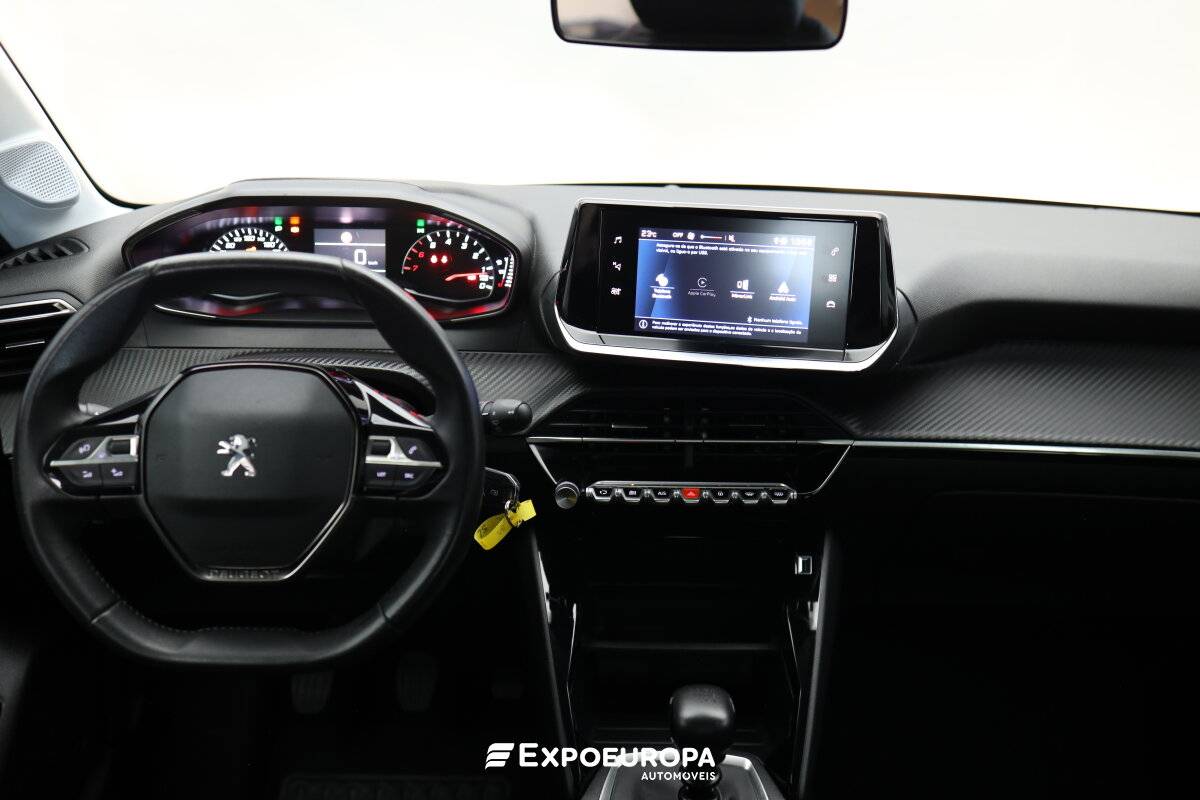 peugeot-208-2023-gasolina-1199cc