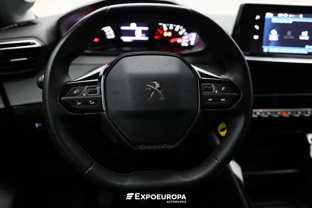 peugeot-208-2023-gasolina-1199cc