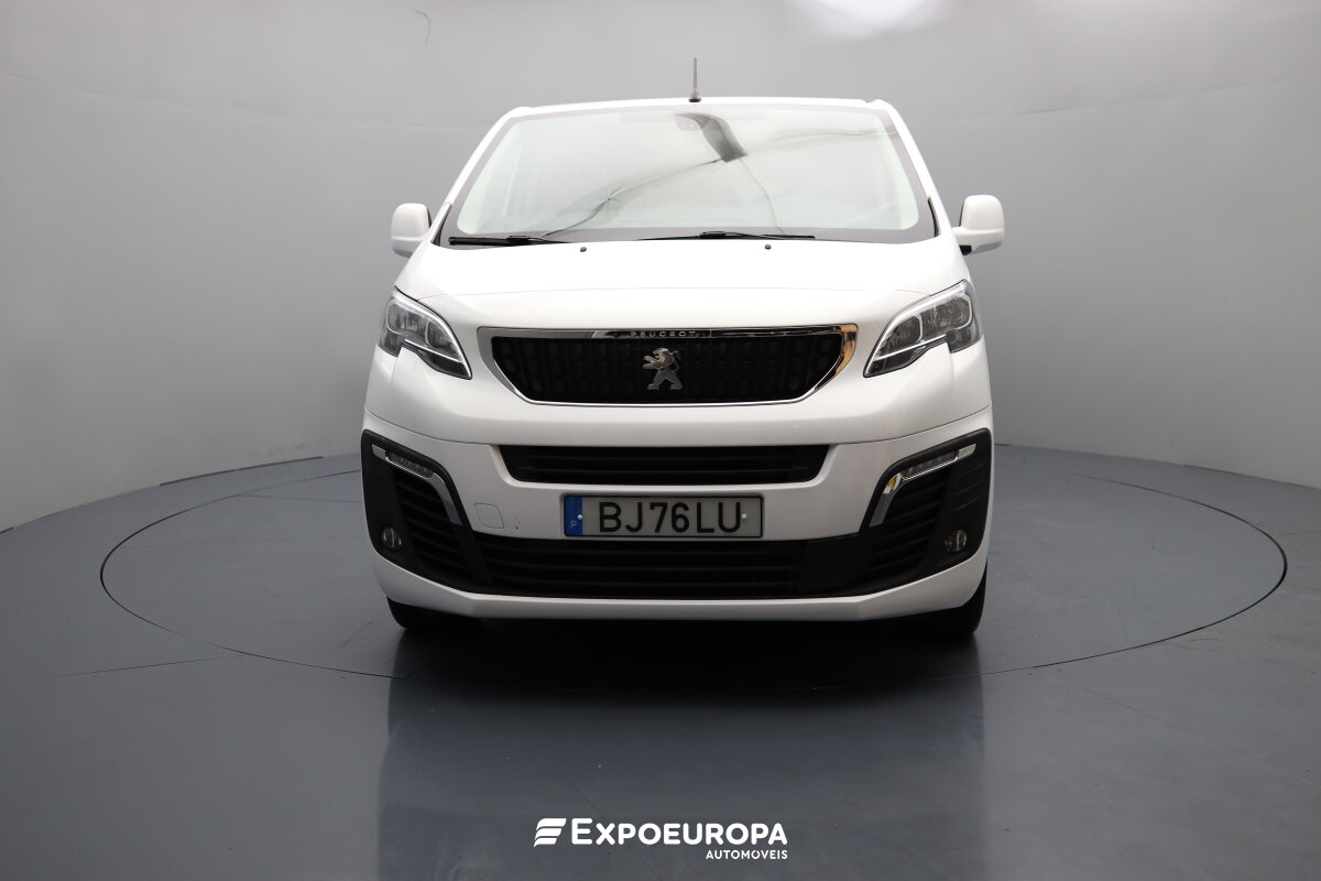 peugeot-traveller-2021-diesel-1499cc