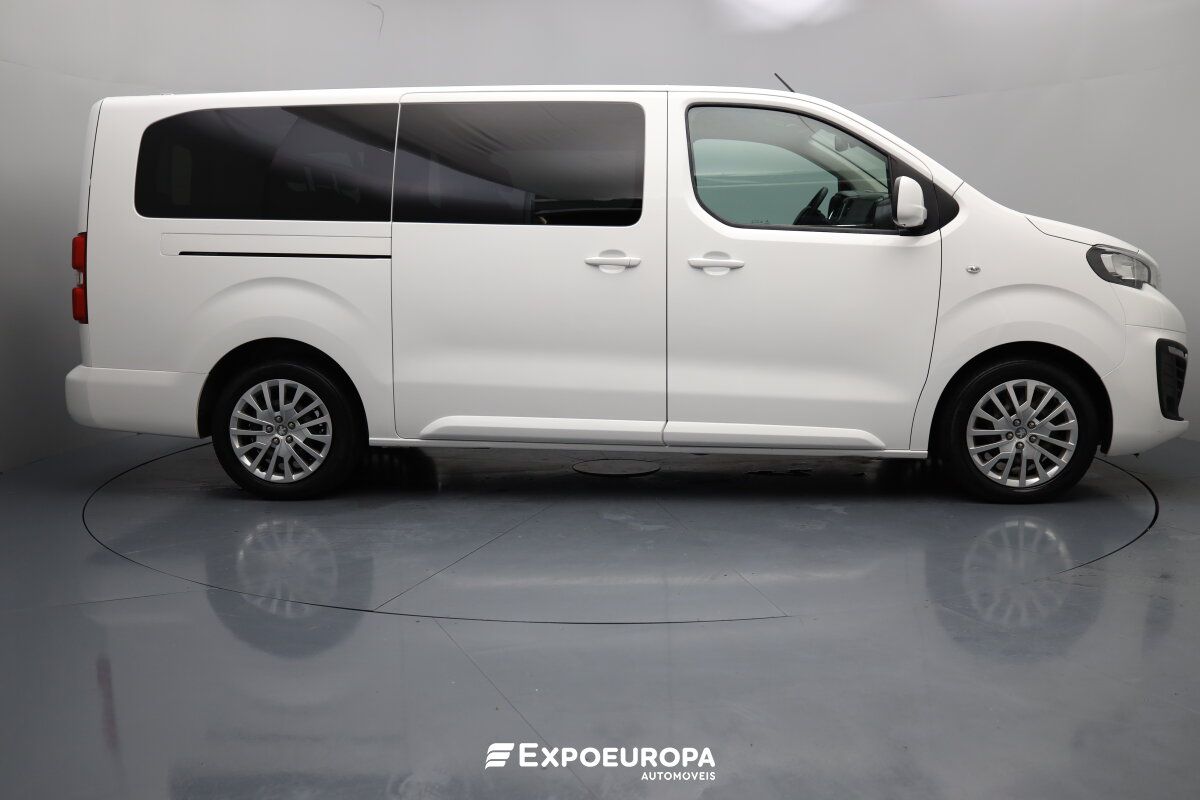 peugeot-traveller-2021-diesel-1499cc