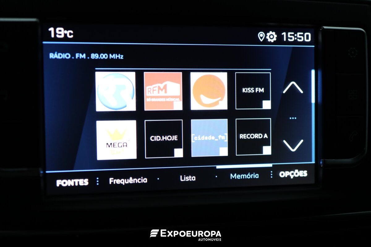 peugeot-traveller-2021-diesel-1499cc