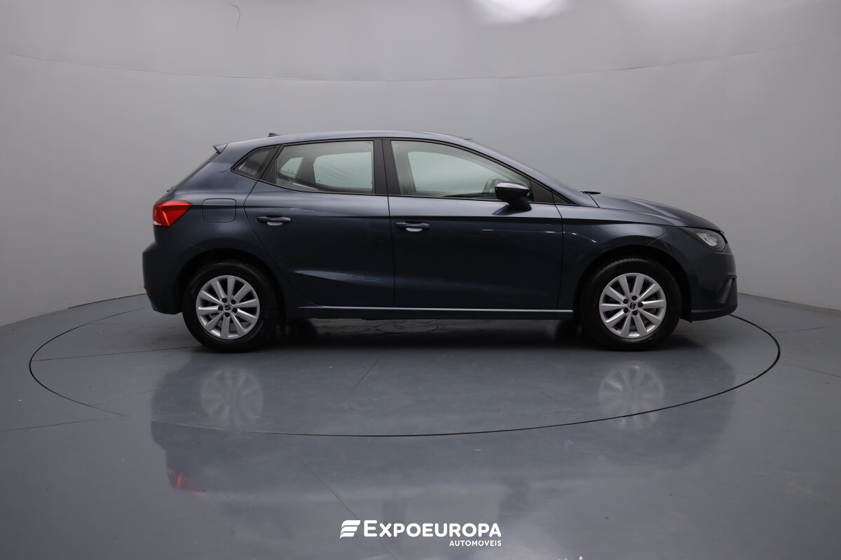 seat-ibiza-2023-gasolina-999cc