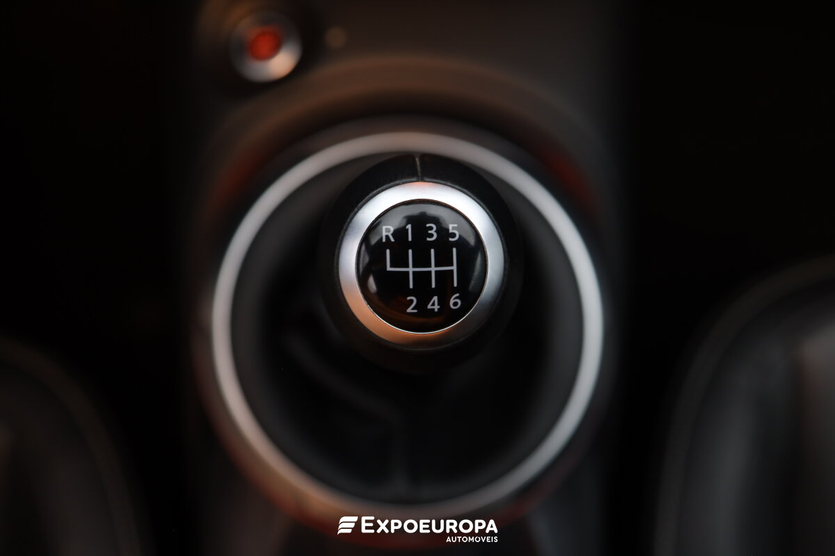 nissan-juke-2023-gasolina-999cc