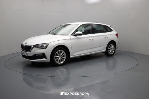 skoda-scala-2022-gasolina-999cc