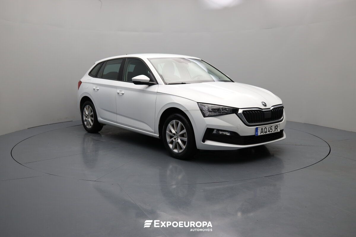 skoda-scala-2022-gasolina-999cc