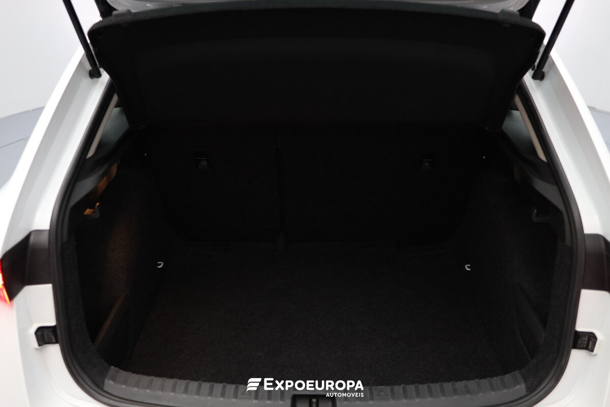 skoda-scala-2022-gasolina-999cc