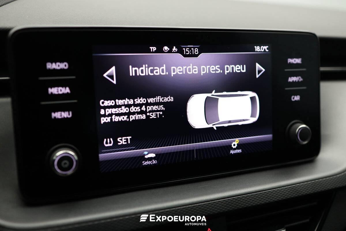 skoda-scala-2022-gasolina-999cc